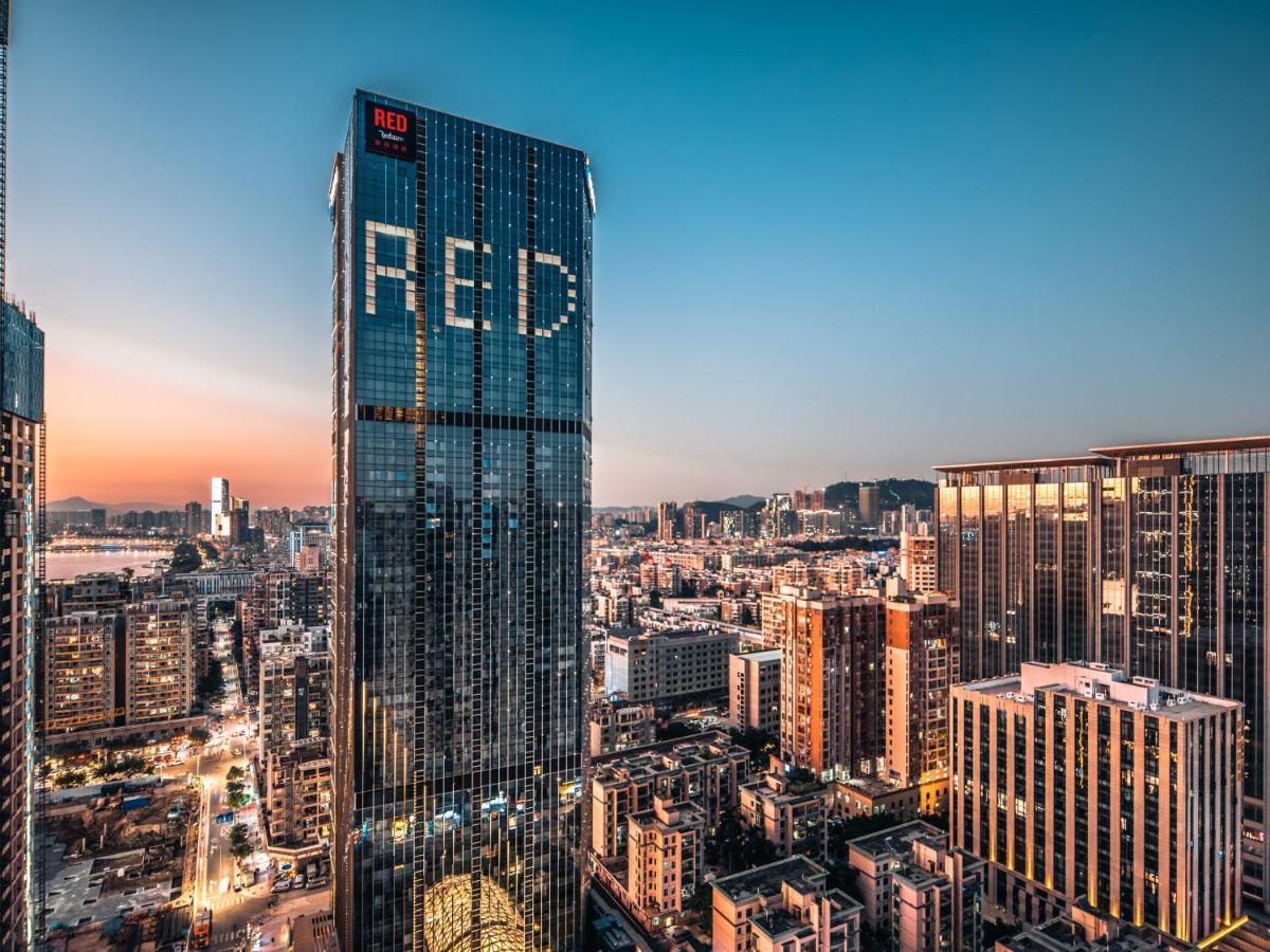 Radisson Red Hotel Zhuhai Gongbei Port Eksteriør bilde