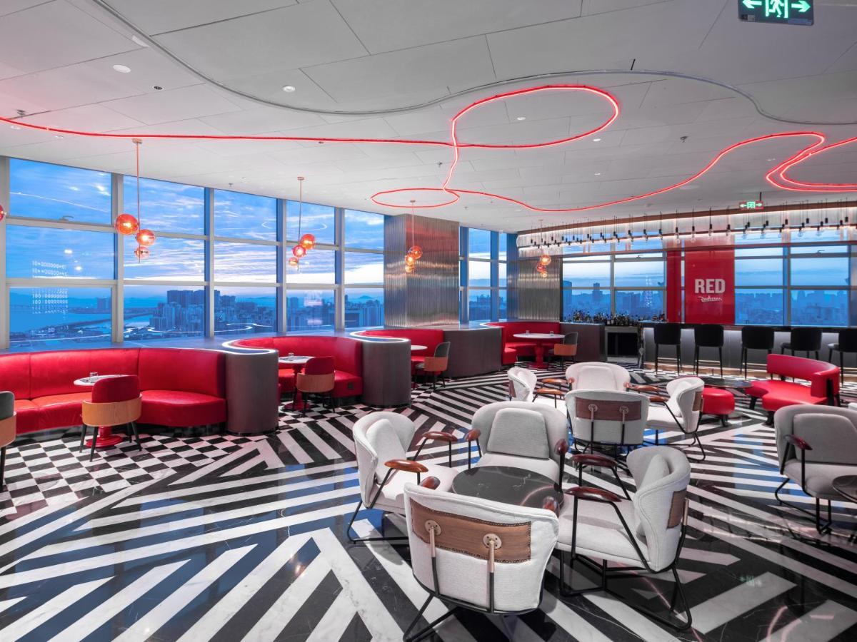 Radisson Red Hotel Zhuhai Gongbei Port Eksteriør bilde